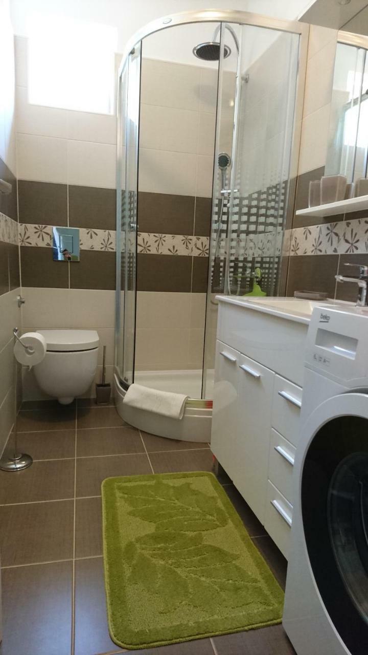 Ela Cres Apartamento Exterior foto