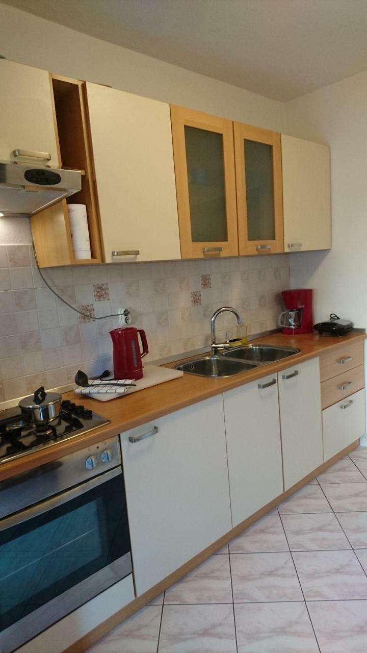 Ela Cres Apartamento Exterior foto